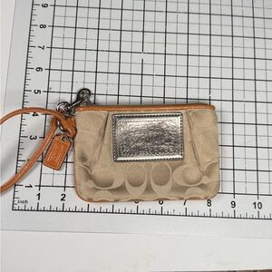 Coach Poppy Y2K Wristlet Features Kissing Cs & Leather Trim | Amazing Condition